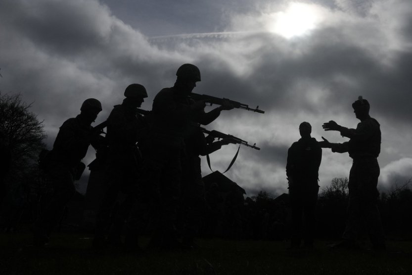 Ukrajinský pohraničník zastřelil dezertéra při pokusu o útěk do Moldavska
