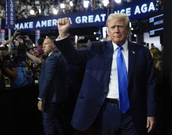 Trumpovu kandidaturu podpořili jeho rivalové z primárek