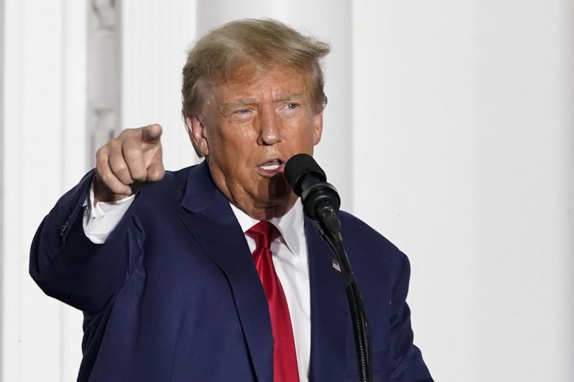 Trump se nezúčastní republikánské debaty, místo toho dá rozhovor Carlsonovi