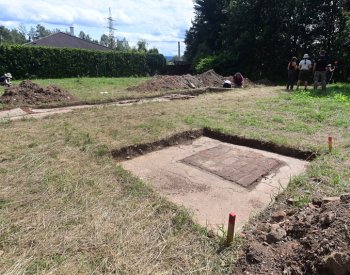 Ve Svatavě na Sokolovsku odkrývají archeologové ženský koncentrační tábor