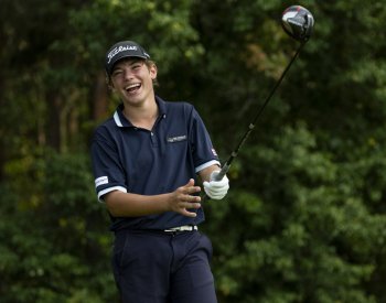 Třináctiletý Klein se na golfovém Czech Open dělí o osmé místo