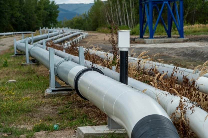 TASR: Ropa od Lukoilu přestala Družbou proudit přes Ukrajinu na Slovensko