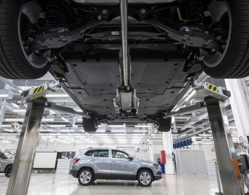 Výroba aut v 1. pololetí vzrostla na 774.310 vozů, nejvíce od vzniku ČR