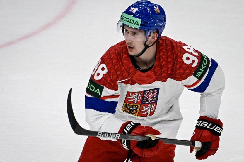 Carolina se dál snaží najít společnou řeč s Nečasem ohledně nové smlouvy