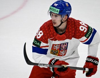 Carolina se dál snaží najít společnou řeč s Nečasem ohledně nové smlouvy