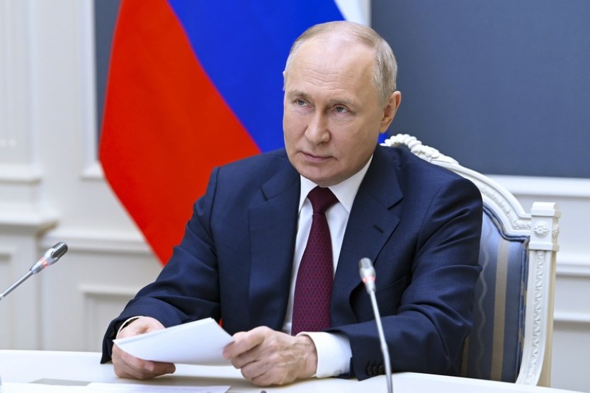 Putin se v Rostově na Donu sešel s vojenskými veliteli včetně Gerasimova