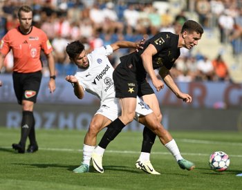 Slavia na úvod ligové sezony jen remizovala na Slovácku bez branek