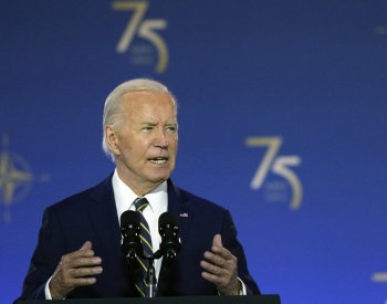 Demokraté po Bidenově odstoupení vybrali skoro 50 milionů