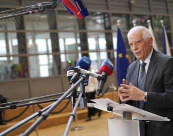 Maďarská obvinění, že EU prosazuje válku, jsou nepřijatelná, uvedl Borrell