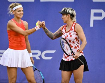 Šafářová měla z uvítání slzy v očích, návrat s Mattekovou-Sandsovou si užila