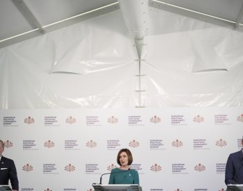 Česko chce s Moldavskem prohlubovat spolupráci v obraně, řekl Fiala