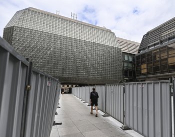 Baxa a ředitel Národního divadla představí projekt rekonstrukce Nové scény