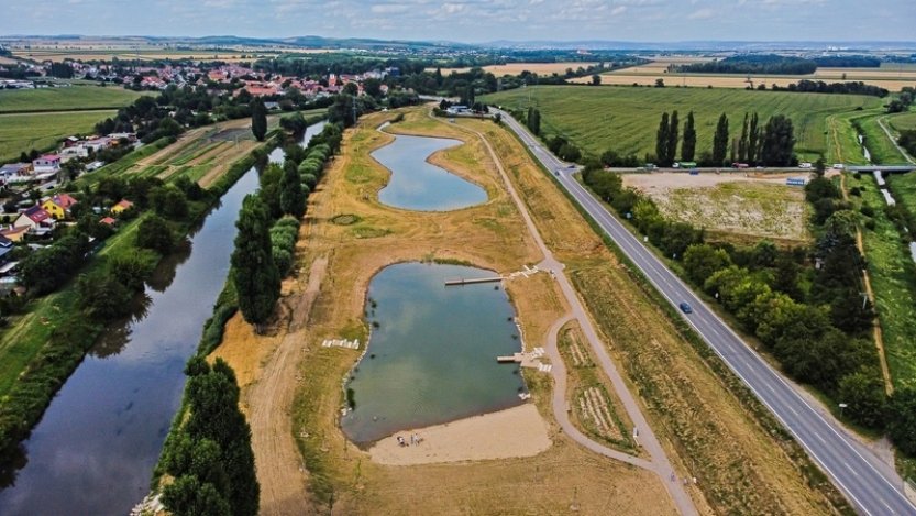 V Židlochovicích začíná fungovat povodňový park, pole ustoupilo zadržování vody