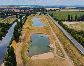 V Židlochovicích začíná fungovat povodňový park, pole ustoupilo zadržování vody