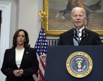 Harrisová je spjata s Bidenovou politikou, v minulosti mezi nimi byly rozdíly