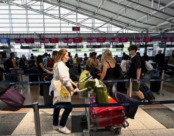 Pražskému letišti v pololetí vzrostl počet cestujících o čtvrtinu na 7,2 milionu