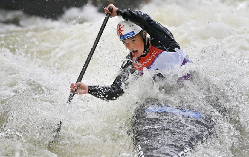 Slalomářka Kneblová vybojovala na MS do 23 let stříbro v závodu kanoistek
