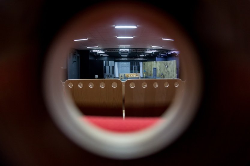 Klasiku, nové hry i speciální projekty připravují pražské divadelní scény