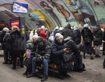 Vnitro pošle Ukrajině 50 mil. Kč a nepotřebné policejní vozy a elektrocentrály