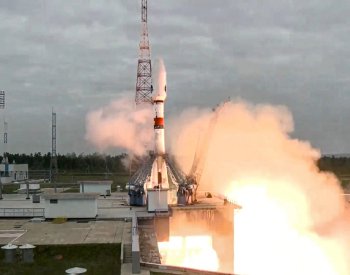 Roskosmos hlásí abnormální situaci při manévrech před přistáním Luny-25