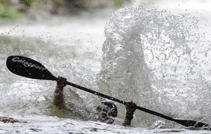 V Rakousku pátrají po českém vodákovi na řece Salze