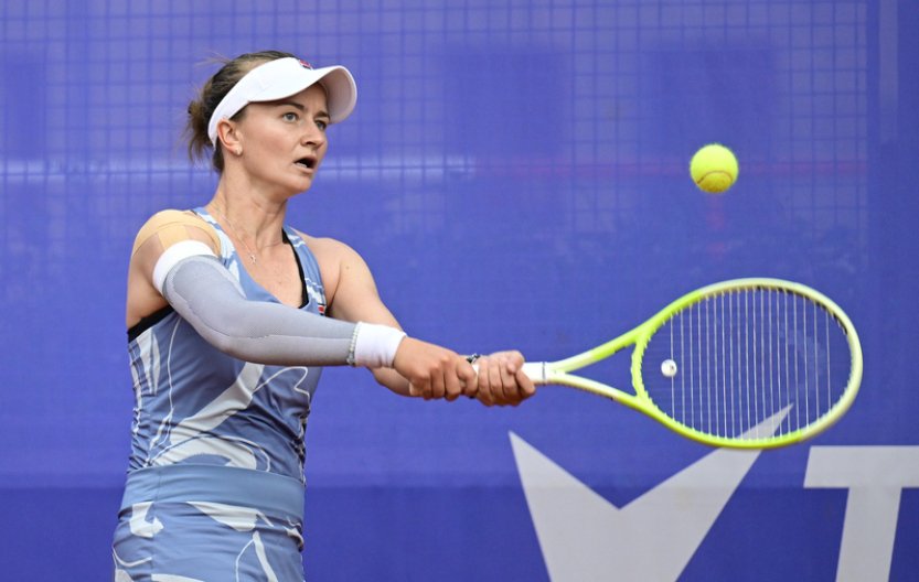 Wimbledonská vítězka Krejčíková rozehraje OH proti Španělce Sorribesové