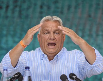 Orbán řekl, že moc se od iracionálního Západu přesunuje do Asie a Ruska