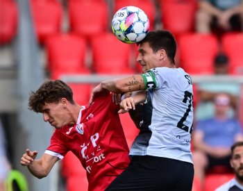 Karvinští fotbalisté zvítězili v Pardubicích 1:0, rozhodl Memič