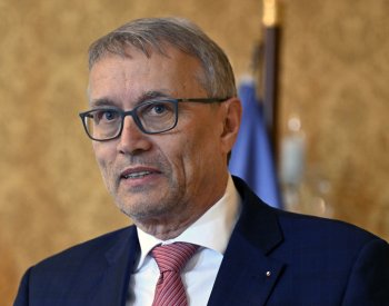 Takticky chytré by bylo zvážit žádost šéfky EK na nominace komisařů, míní Dvořák