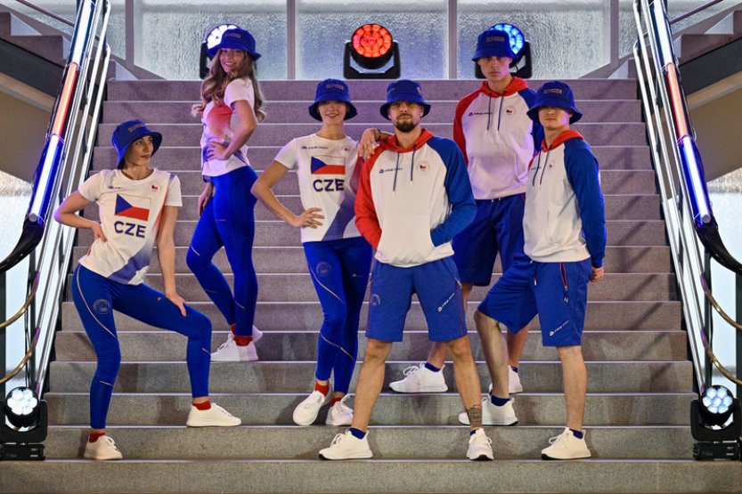 Alpine Pro: Od Černého by mohly jít na trh i boty; šátek a ponožky mají úspěch