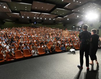 Letní filmovou školu slavnostně zakončila distribuční předpremiéra filmu Vlny