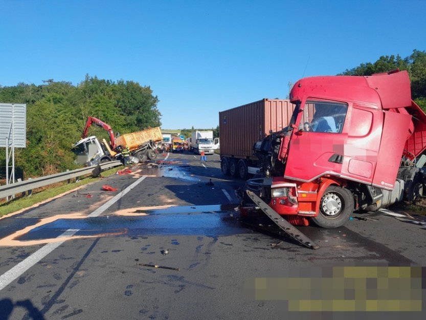 V červenci zemřelo při nehodách 44 lidí, nejvíce v poslední den