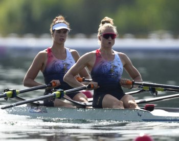 Dvojskif Lukšová, Šantrůčková veze z OH osmé místo, ve finále B skončil druhý