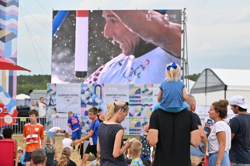 Kajakář Prskavec měl podporu i na Olympijském festivalu u jezera Most