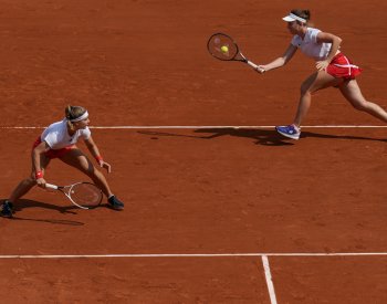 Muchová s Noskovou do olympijského finále ve čtyřhře nepostoupily