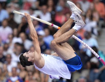 Oba čeští tyčkaři Holý a Ščerba v kvalifikaci na olympijských hrách neuspěli