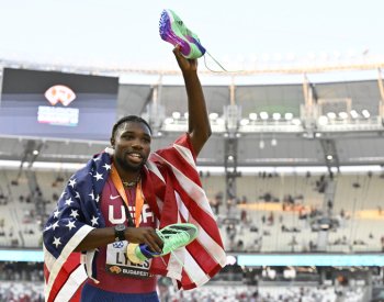 Novým králem sprintu byl v Budapešti korunován Američan Lyles