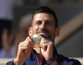 Djokovič porazil Alcaraze a triumfem na OH zkompletoval Golden Slam