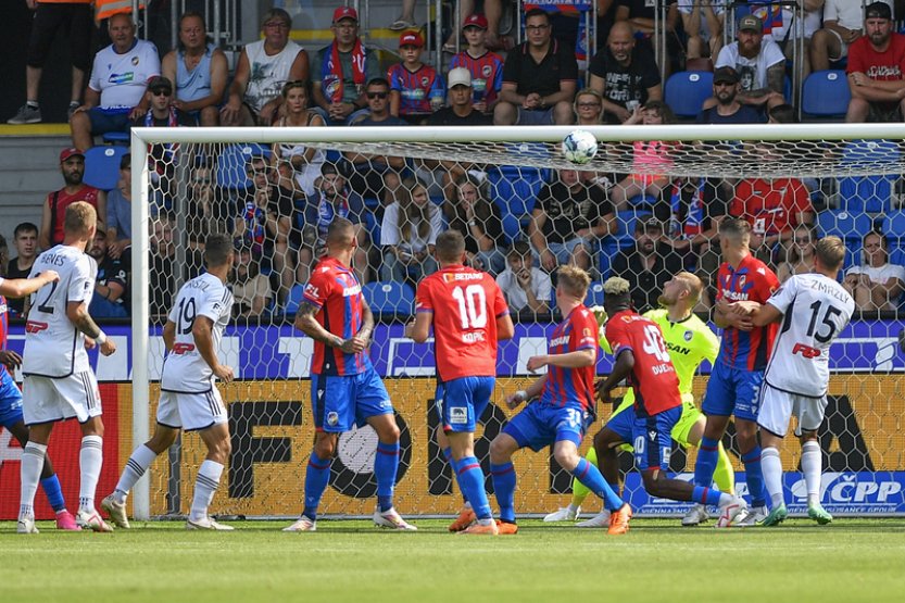 Plzeň porazila Olomouc 2:1 a vystřídala soupeře na třetím místě