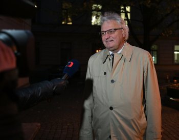Fialu a odboráře veřejného sektoru čeká jednání o růstu platů 21. srpna