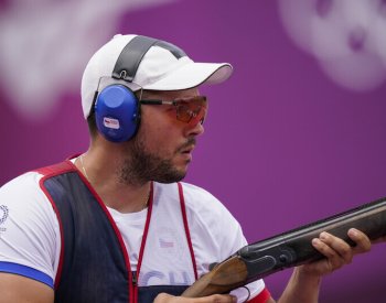 Tomeček se Šumovou skončili v soutěži dvojic na OH ve skeetu osmí
