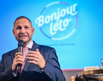 Milion chvilek je znepokojený situaci v ČT, jejímu řediteli proto poslal dopis