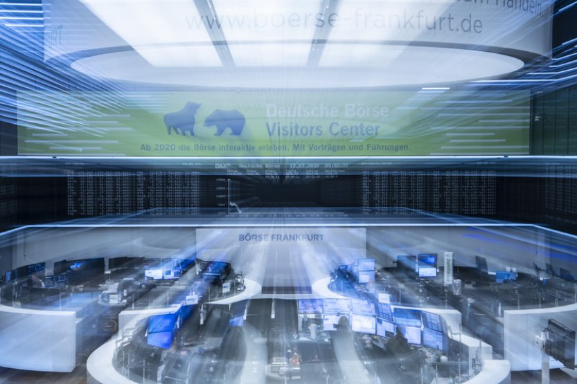 Evropské akcie dnes smazaly část ranních ztrát, odepsaly kolem dvou procent