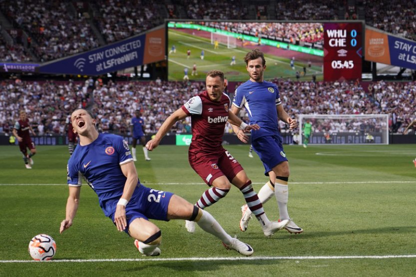 West Ham v anglické lize porazil Chelsea 3:1, při debutu se blýskl Ward-Prowse