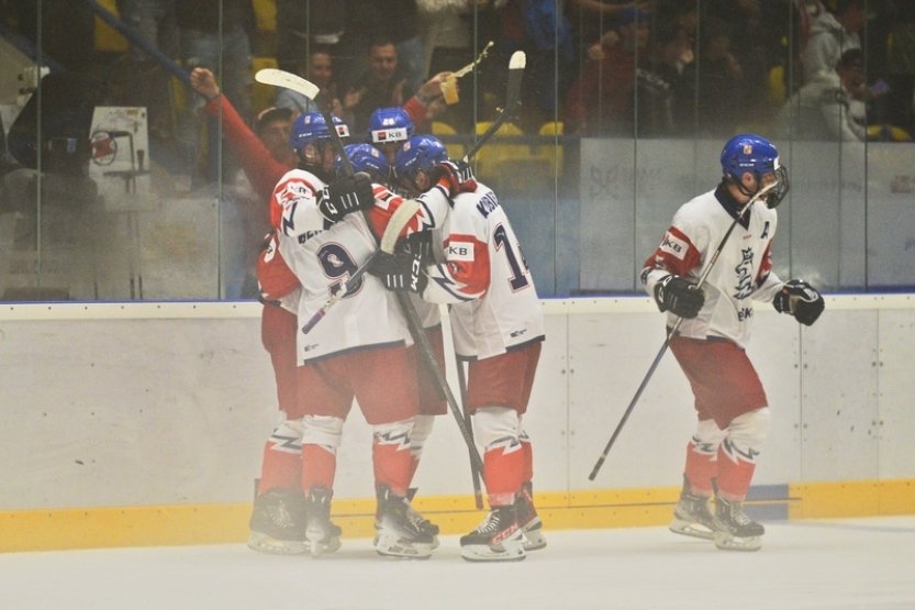 Hokejová osmnáctka zahájila Hlinka Gretzky Cup výhrou nad týmem USA 2:1