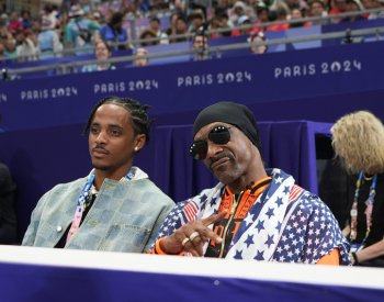 Rapper Snoop Dogg obráží olympijská sportoviště, za půl milionu dolarů denně