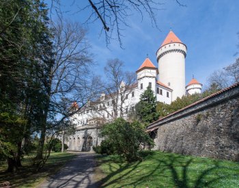 Přes 100 hradů a zámků z celé ČR se zapojí do Hradozámecké noci