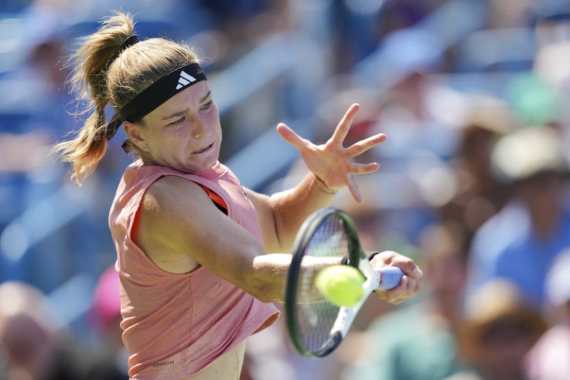 Muchová se v tenisovém žebříčku posunula do desítky, Vondroušová je devátá