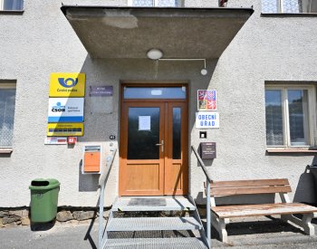 Provozovatel pošt Partner zpronevěřil miliony korun, tvrdí Česká pošta