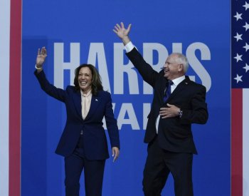 Trump už není favoritem sázkových kanceláří na vítězství v amerických volbách